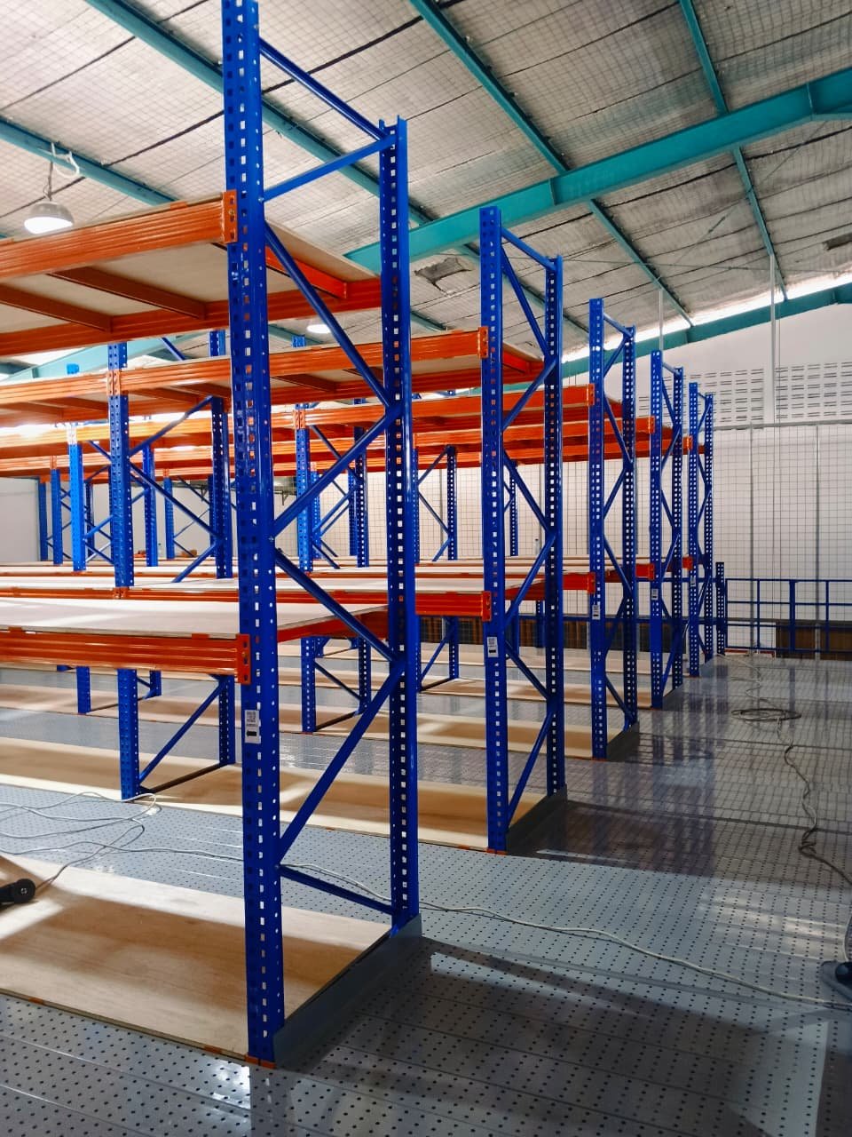 Mezzanine modular terpasang di gudang &mdash; foto pendukung artikel (15)